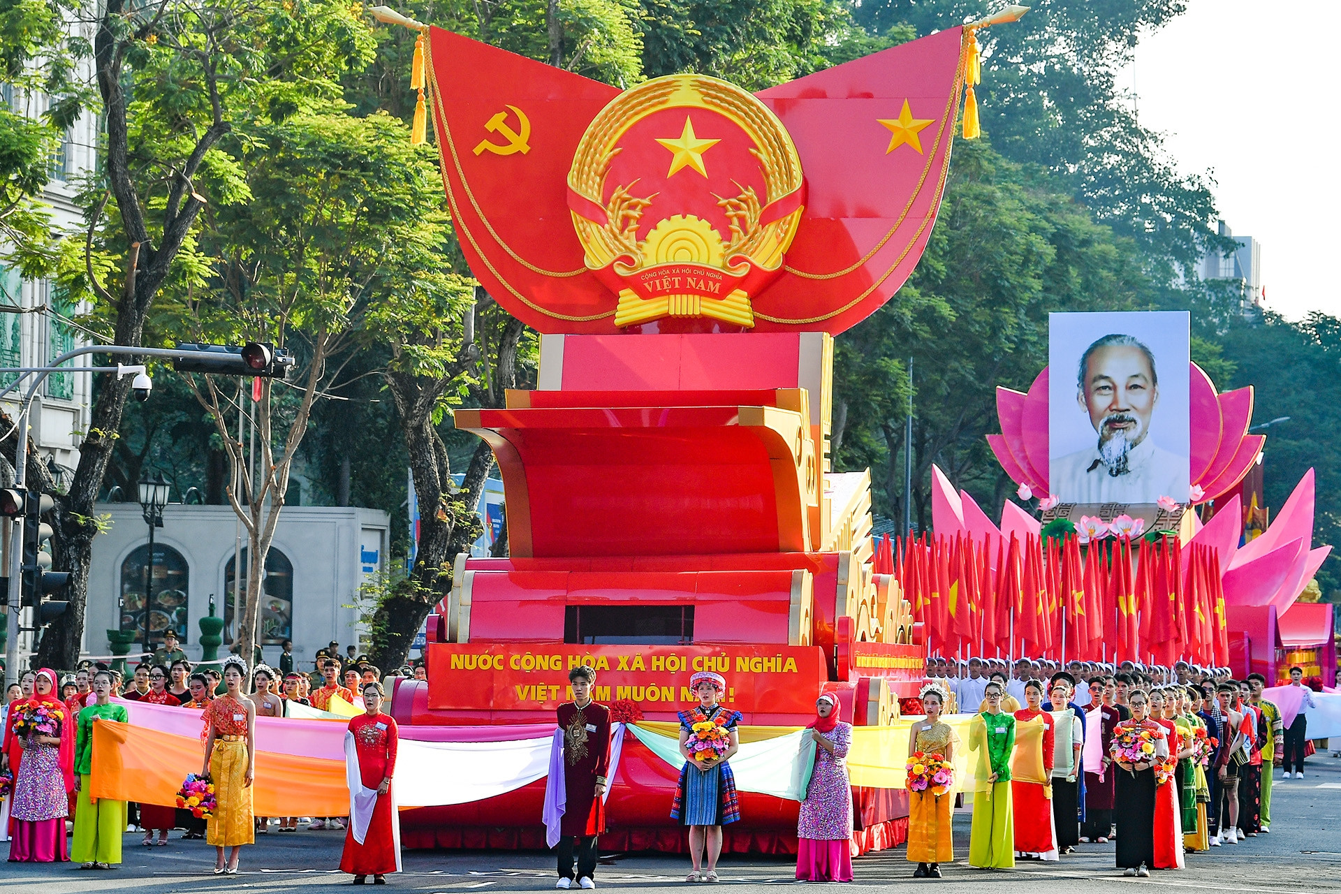 Hơn 2,5 triệu ý kiến góp ý vào dự thảo các văn kiện trình Đại hội 14