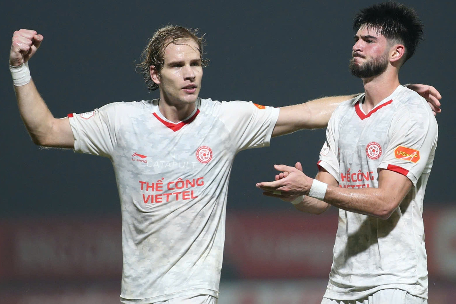 PVF-CAND chia điểm Thể Công Viettel sau màn rượt đuổi kịch tính