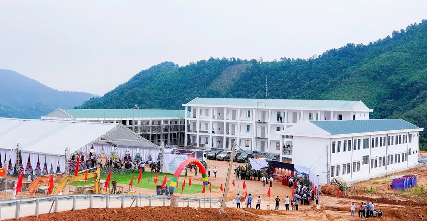 Trường Na Ngoi.jpg