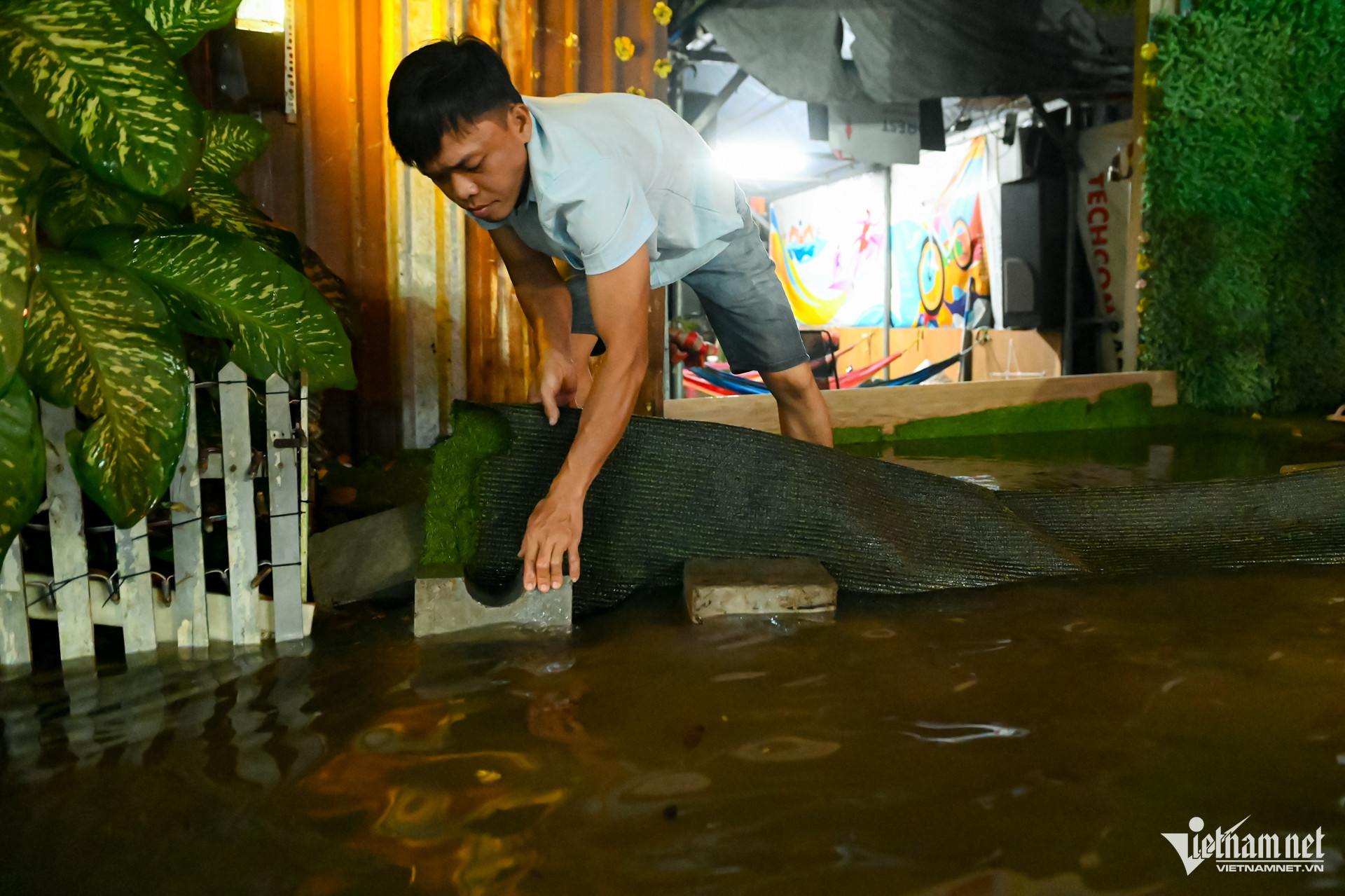 W-triều cường TPHCM nguyễn huế_ 5.jpg