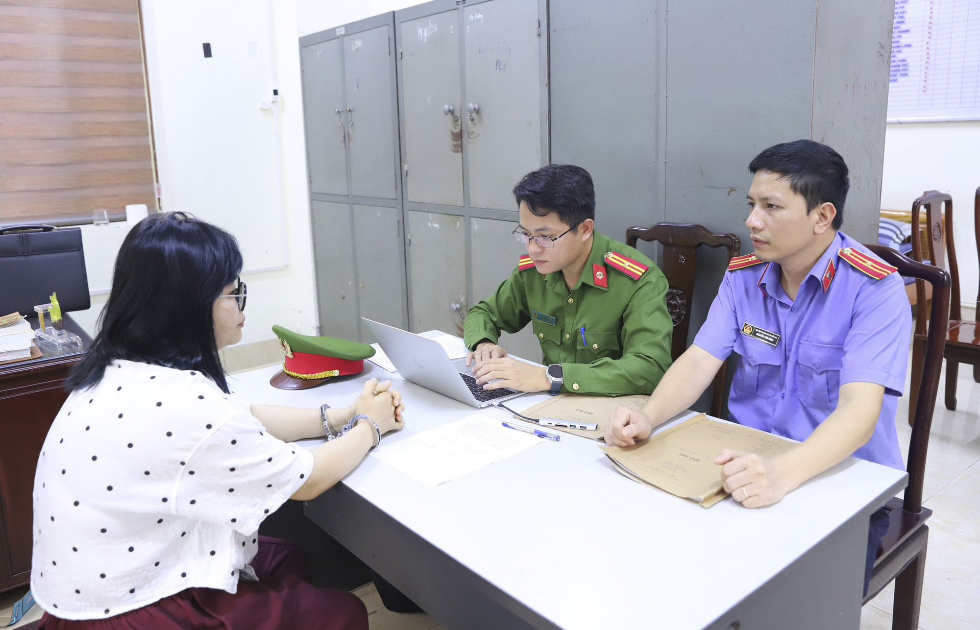 lừa đảo chiếm đoạt tài sản_2.JPG