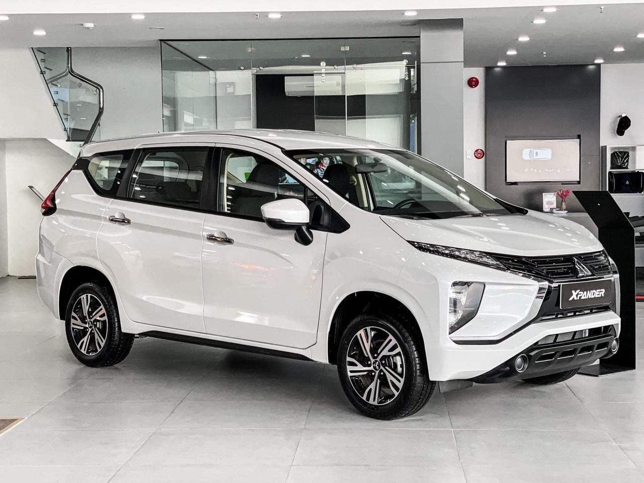 mitsubishi xpander mt 2024.jpeg