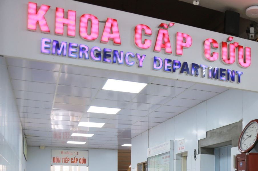 Nam thanh niên cấp cứu lúc rạng sáng trong tình trạng hôn mê sau bữa tiệc