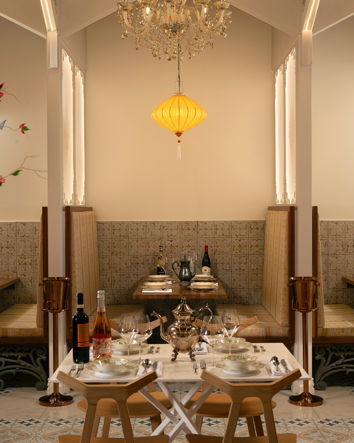 Không gian nhà hàng Annam