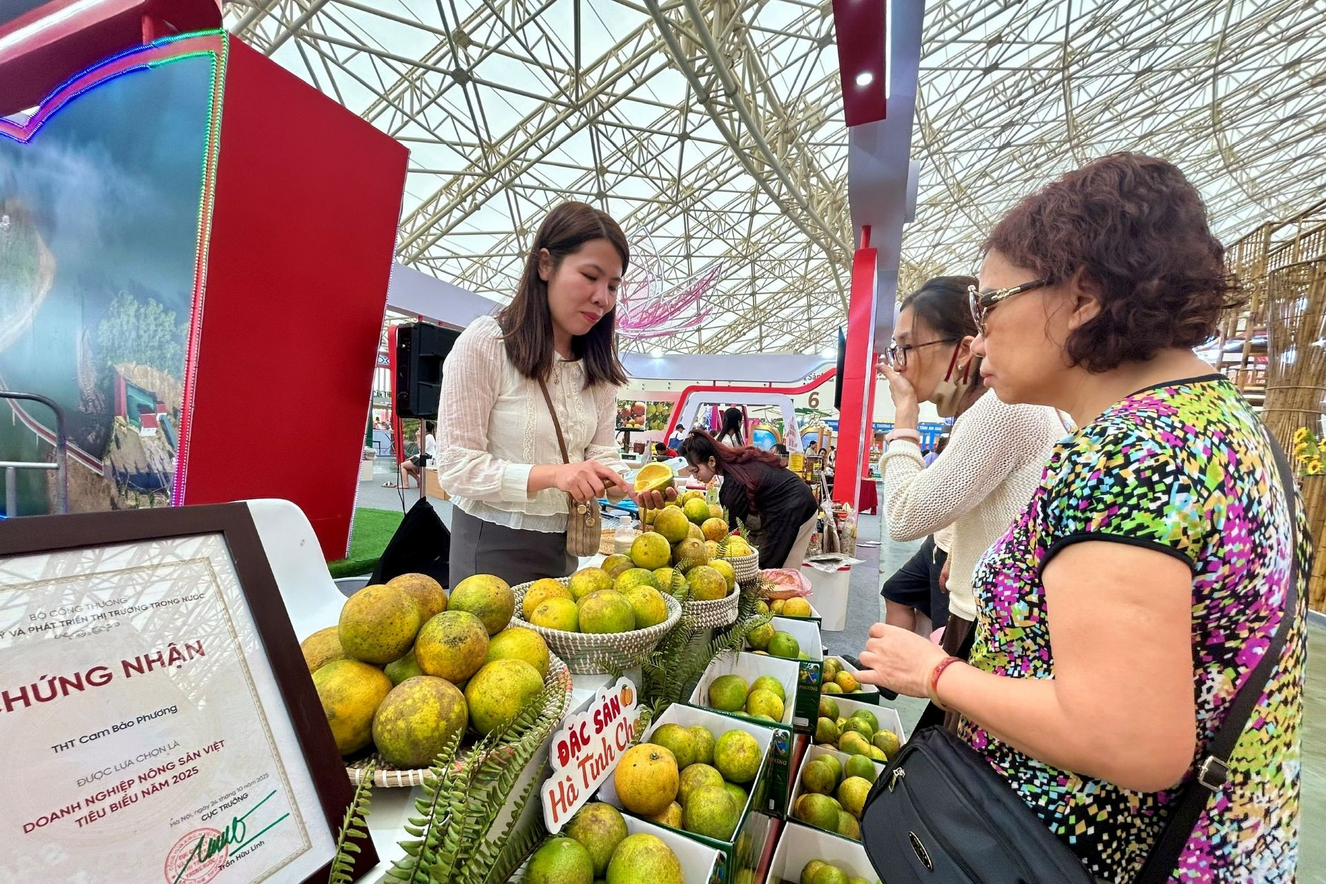 Phụ nữ nông thôn – chủ thể bền vững trong chương trình OCOP