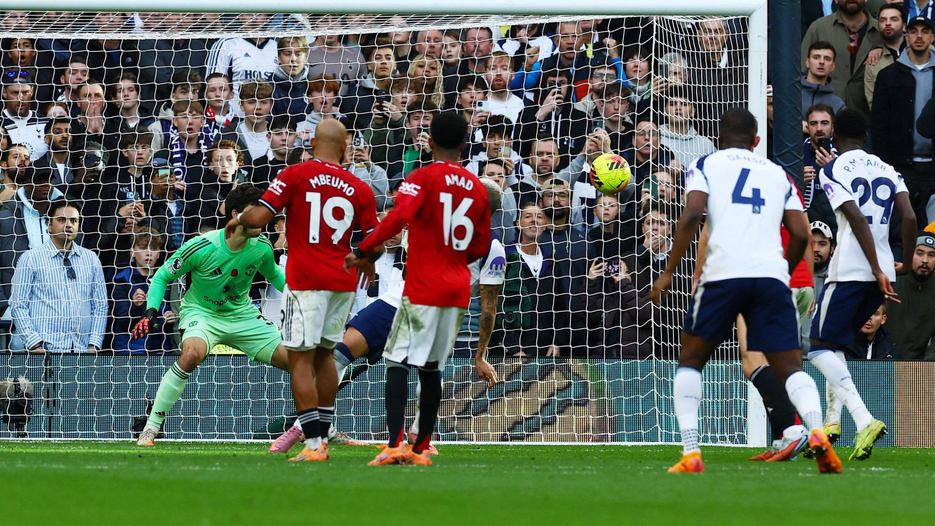 Richarlison Tottenham MU.jpg