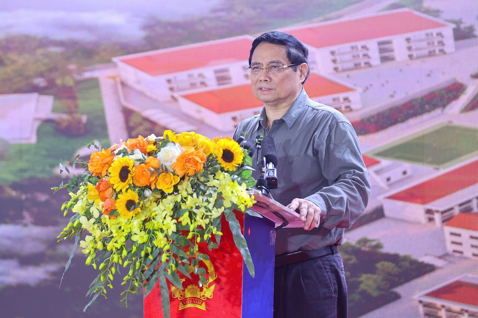 THủ tướng 3.jpg