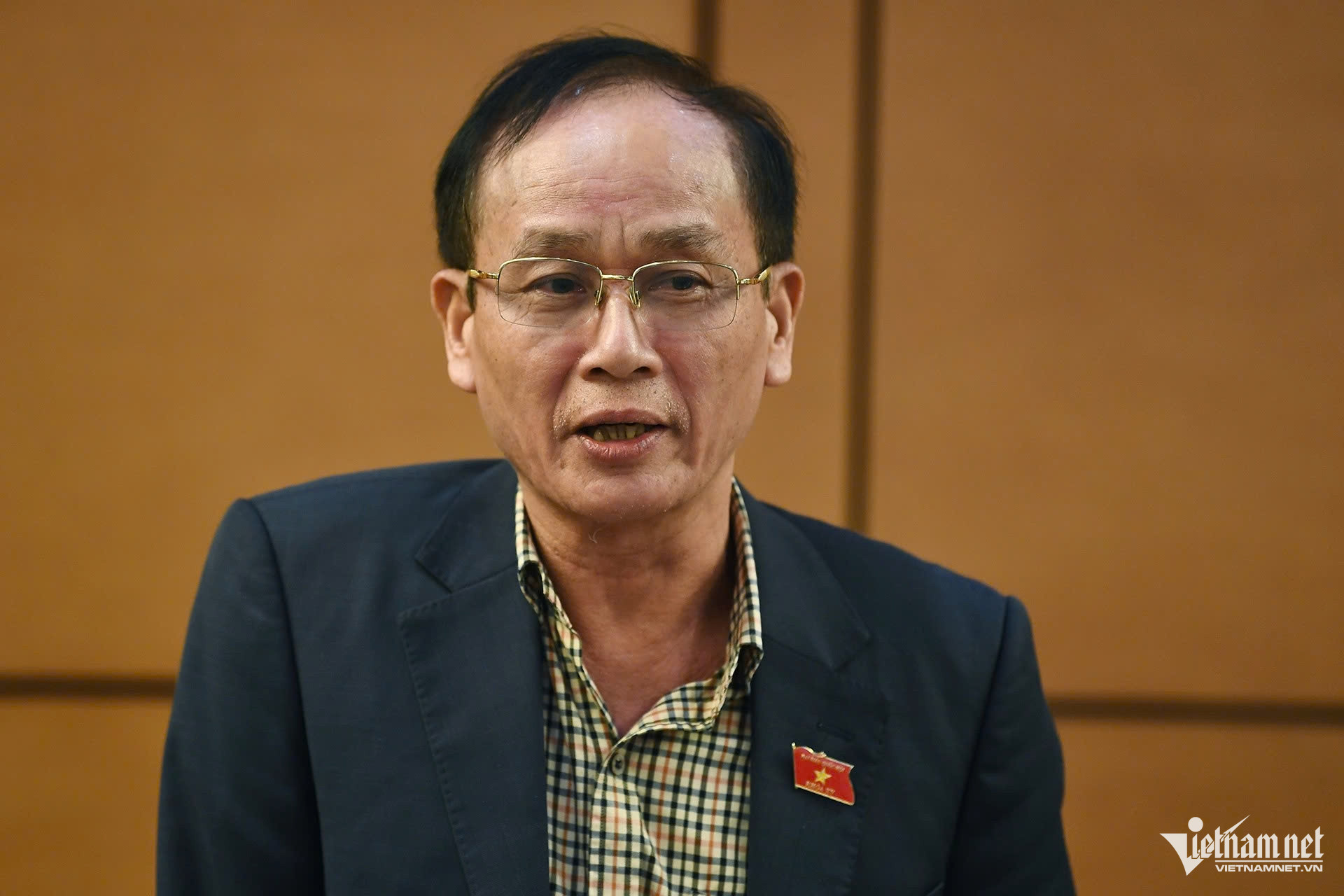 W-thieu tương vu quoc hung.jpg