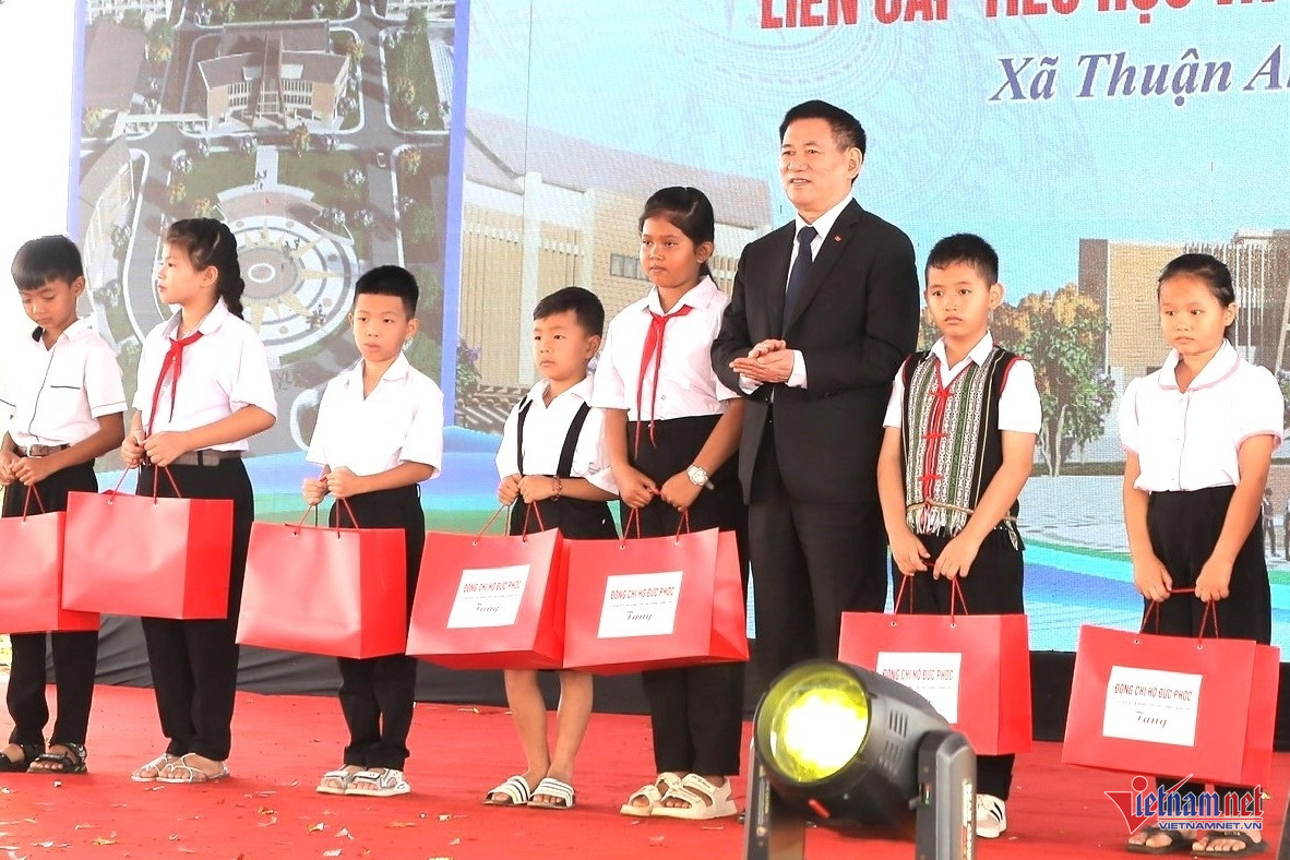 W-z7204891697108_3fb9a7906c76b1178baebc9a676c093f (1).jpg