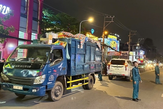Bản tin cuối ngày 01/12: 3 xe va chạm liên hoàn tại cửa ngõ, một phụ nữ tử vong