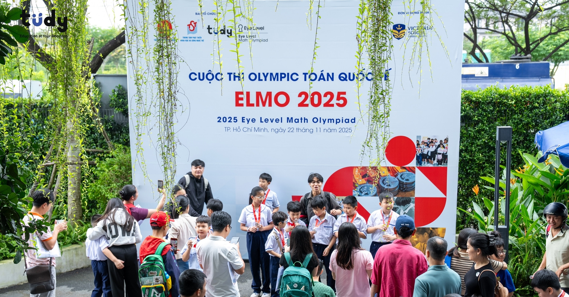 2.000 học sinh tiểu học thi Olympic Toán học ELMO 2025