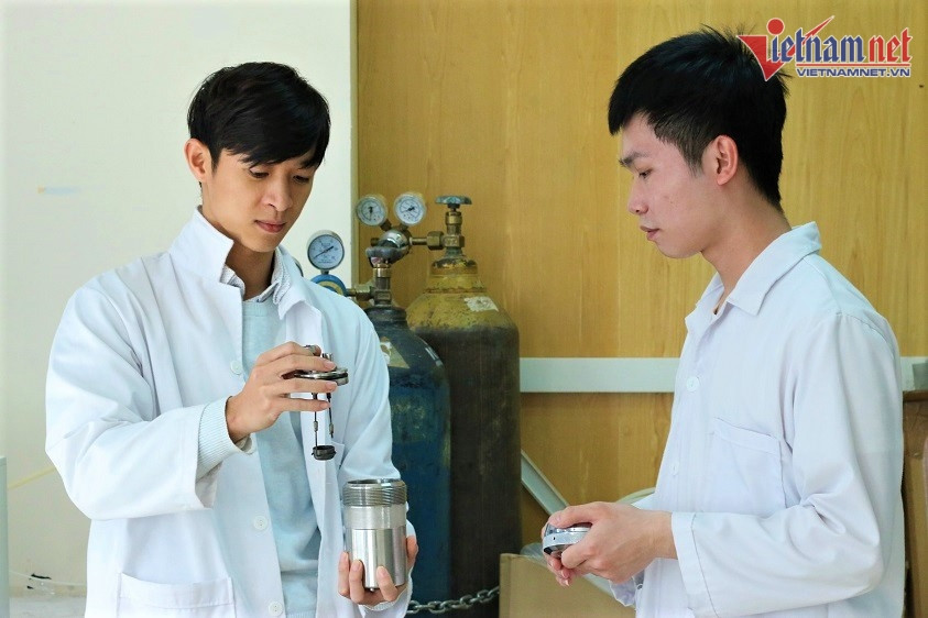 Các dự án thi khoa học, kỹ thuật cấp quốc gia cho học sinh phải được công khai