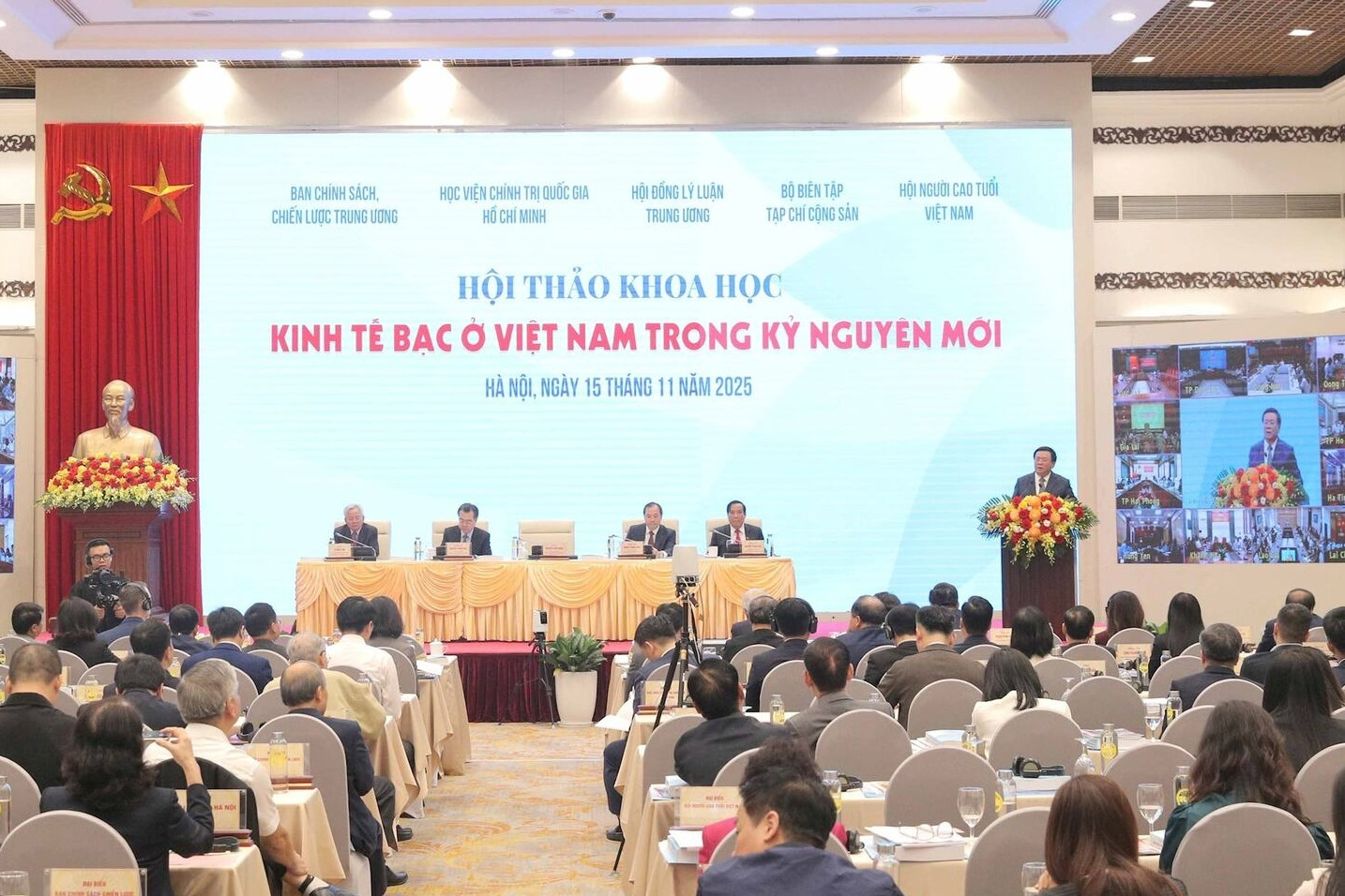 Đẩy mạnh 'kinh tế bạc', phát huy vai trò người cao tuổi