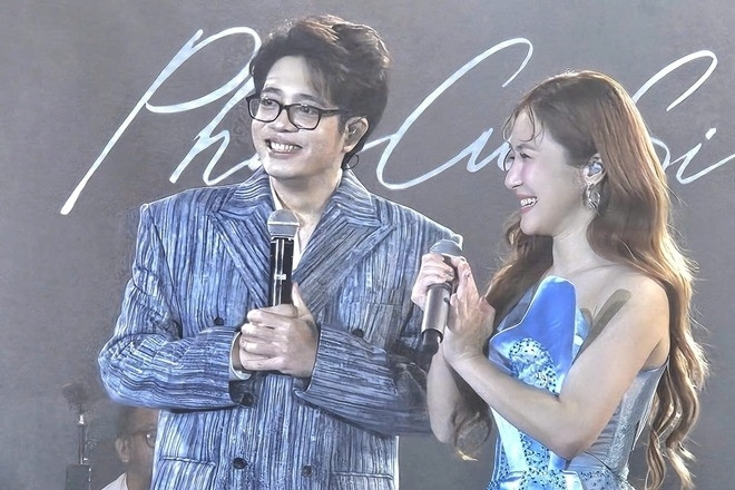 Hương Tràm 'tái hợp' tình cũ Bùi Anh Tuấn sau 13 năm và tiết lộ thói quen lạ