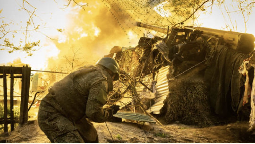 Ukraine bác tin Nga giành được 2 làng ở Donetsk, phái viên Mỹ gặp ông Putin