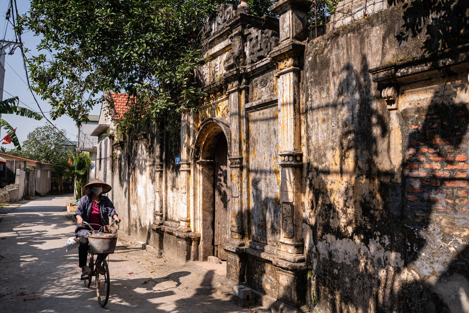 Ngôi làng Hà Nội từng nổi tiếng giàu có, nhiều biệt thự Tây, nhà cổ giờ ra sao?