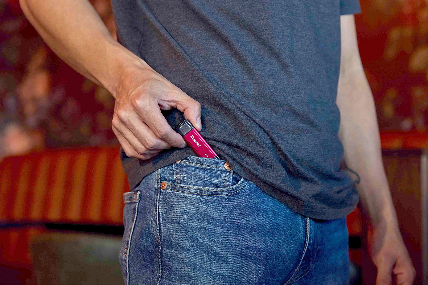 Ra mắt ổ SSD thiết kế không dây 2TB, sao lưu dữ liệu siêu tốc