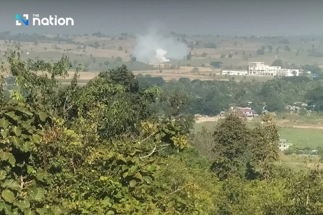 Thái Lan bắn đạn khói cảnh báo vì đạn pháo Myanmar bay qua biên giới
