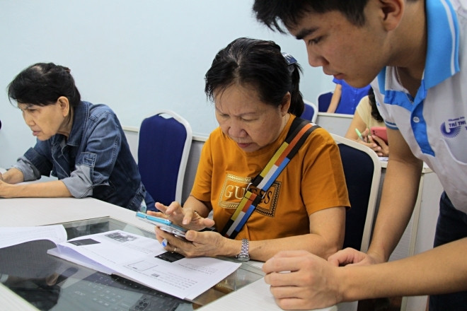 TPHCM hỗ trợ người cao tuổi tham gia chuyển đổi số, chuyển đổi xanh, khởi nghiệp