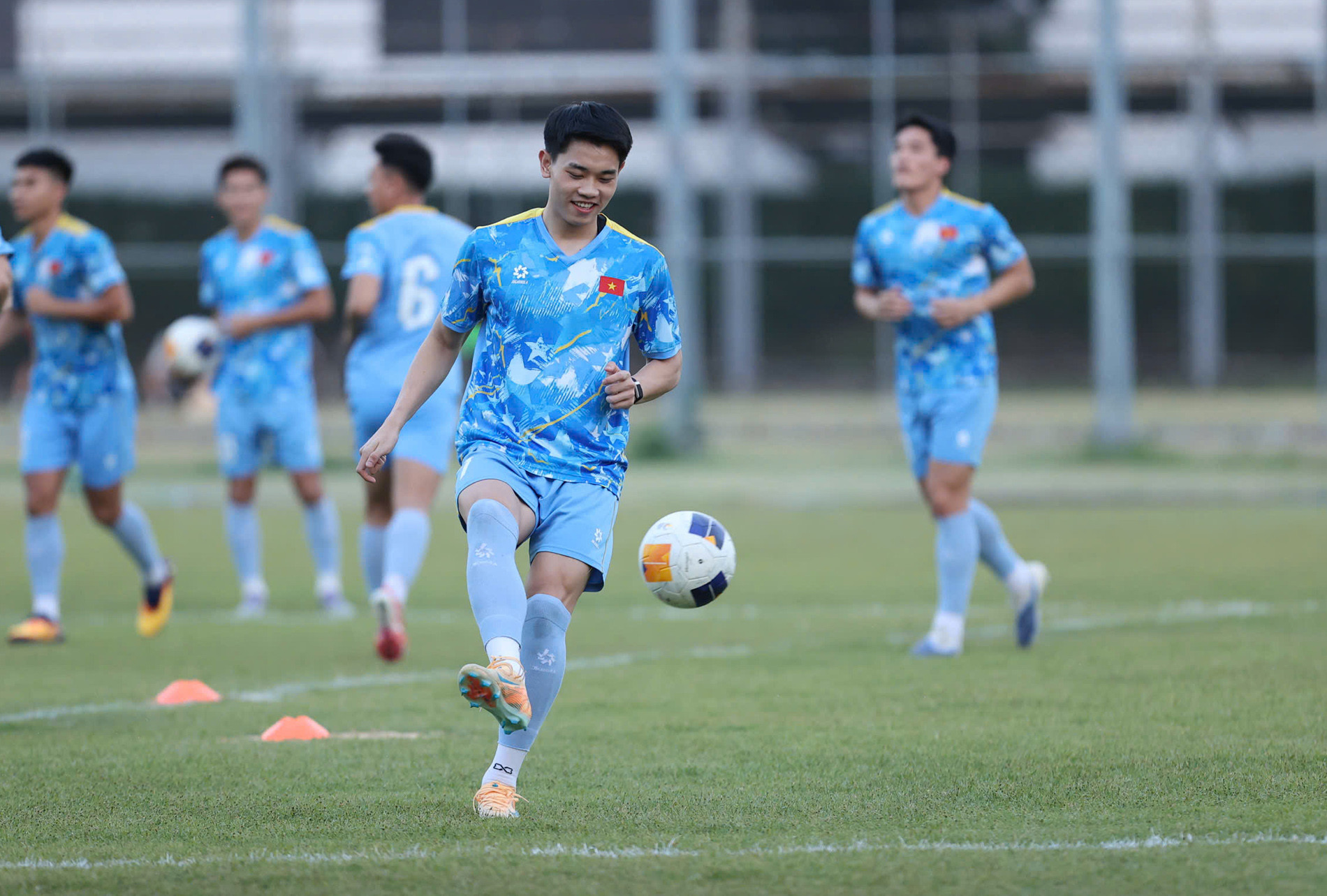 U22 Việt Nam rèn 'chiêu tủ' chờ đấu Lào trên đất Thái Lan u22 viet nam 8.jpg