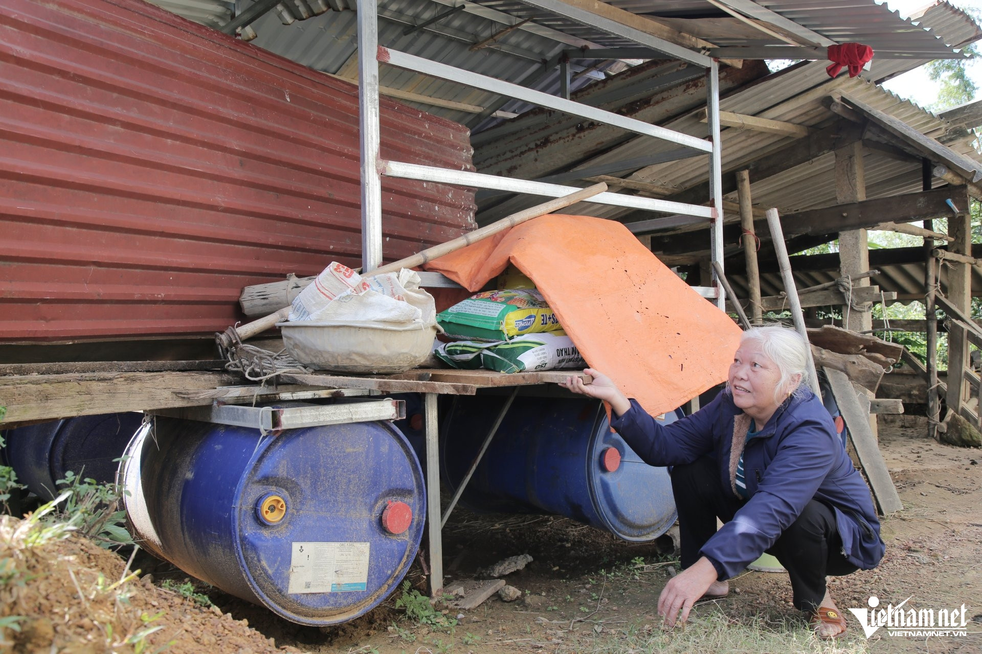 W-a Nhà phao15.JPG.jpg