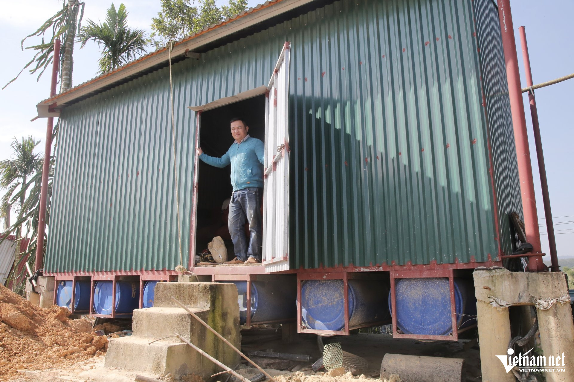 W-a Nhà phao1.JPG.jpg