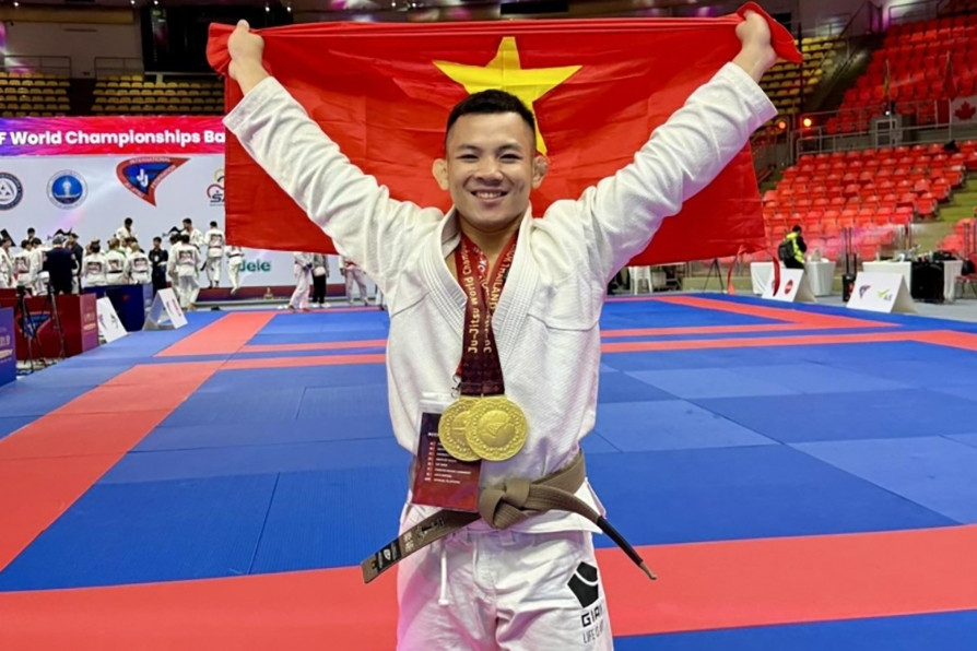 SEA Games ngày 10/12: Việt Nam ‘mở hàng’ HCV