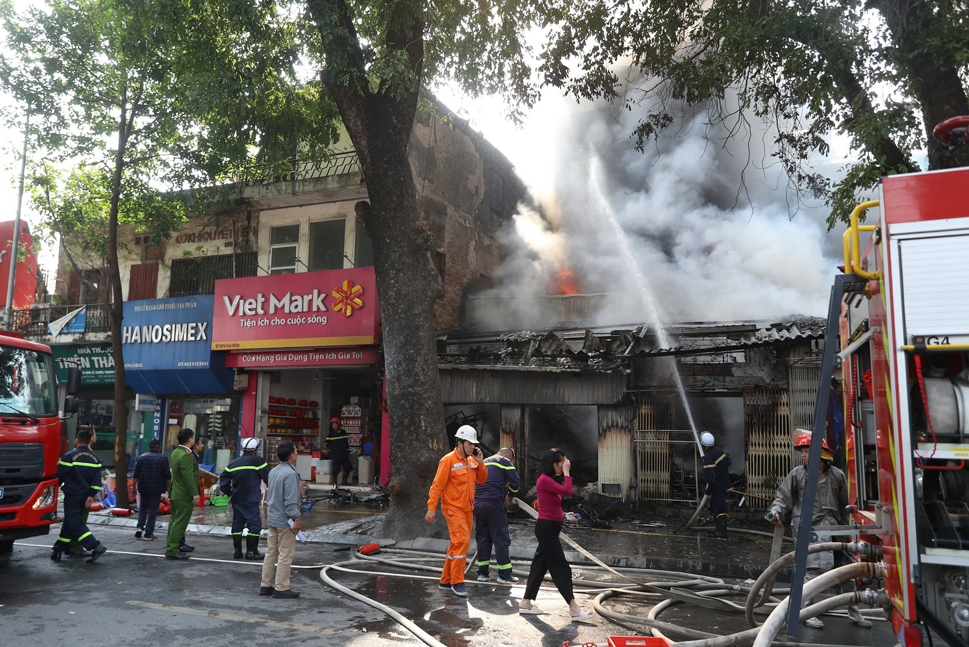 Hà Nội: Cháy nhà trên phố Lò Đúc