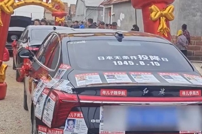 Chiếc xe rước dâu phủ kín ảnh trẻ mất tích và câu chuyện xúc động phía sau