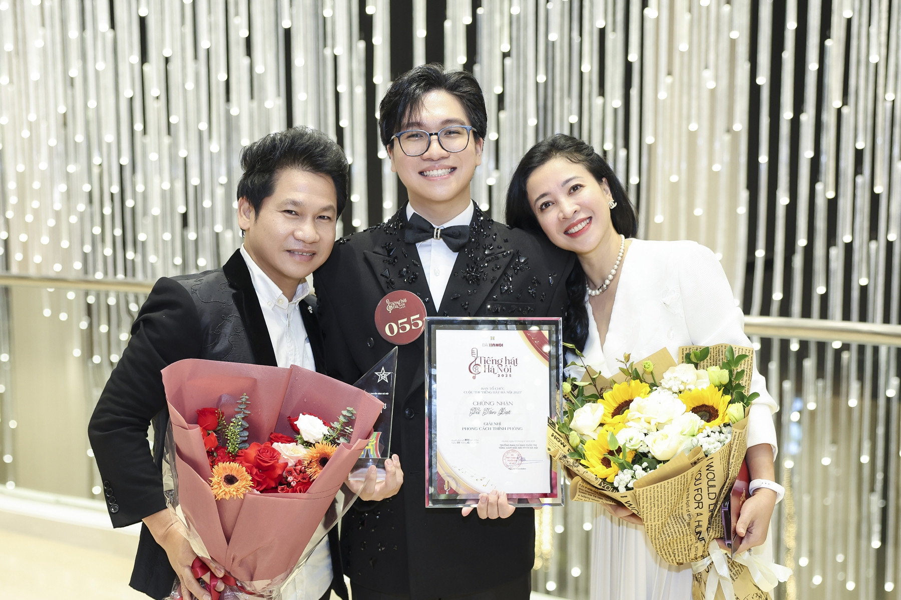 Con trai sinh năm 2004 của ca sĩ Trọng Tấn gây bất ngờ