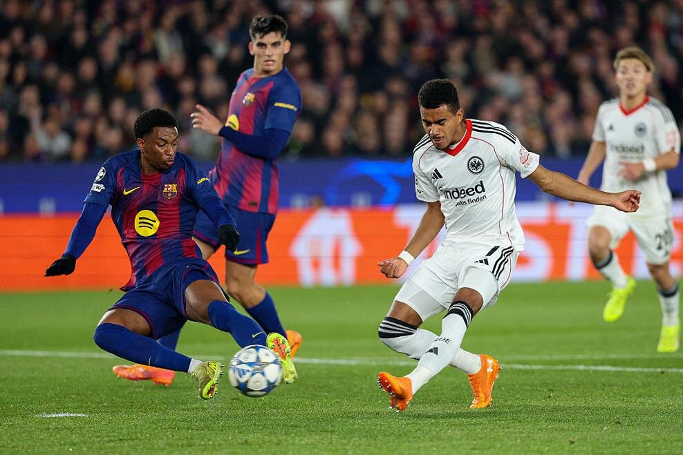 editorial_uefa_com fc_barcelona_v_eintracht_frankfurt_ _uefa_champions_league_2025_26_league_phase_md6 (1).jpg