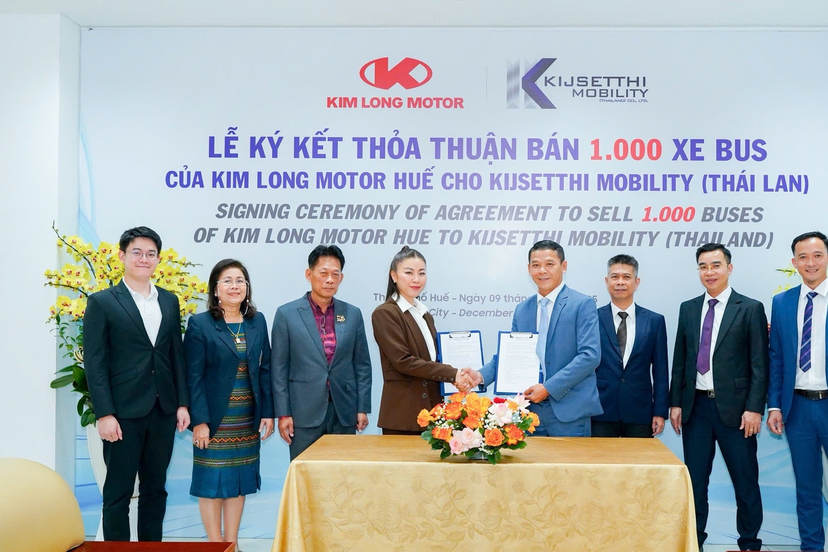 Kim Long Motor xuất khẩu 1.000 xe buýt cho doanh nghiệp vận tải Thái Lan