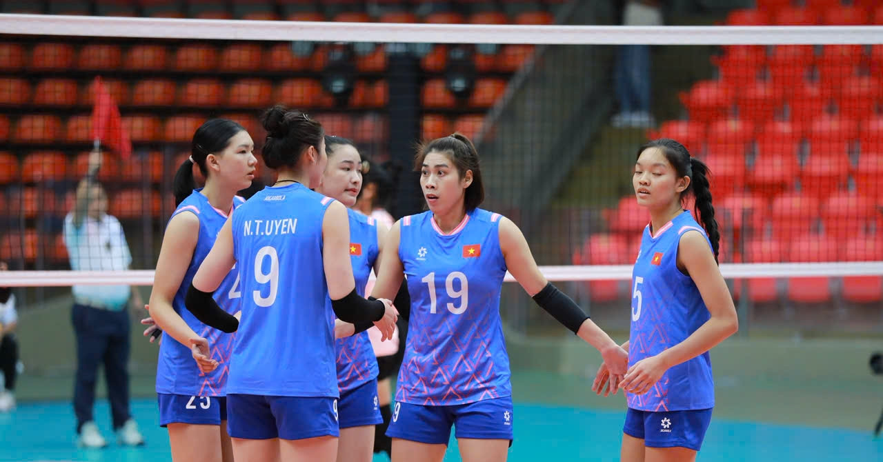 ĐT bóng chuyền nữ Việt Nam thắng áp đảo trận ra quân SEA Games 33