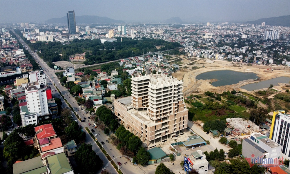 trung tâm thương mại.jpg