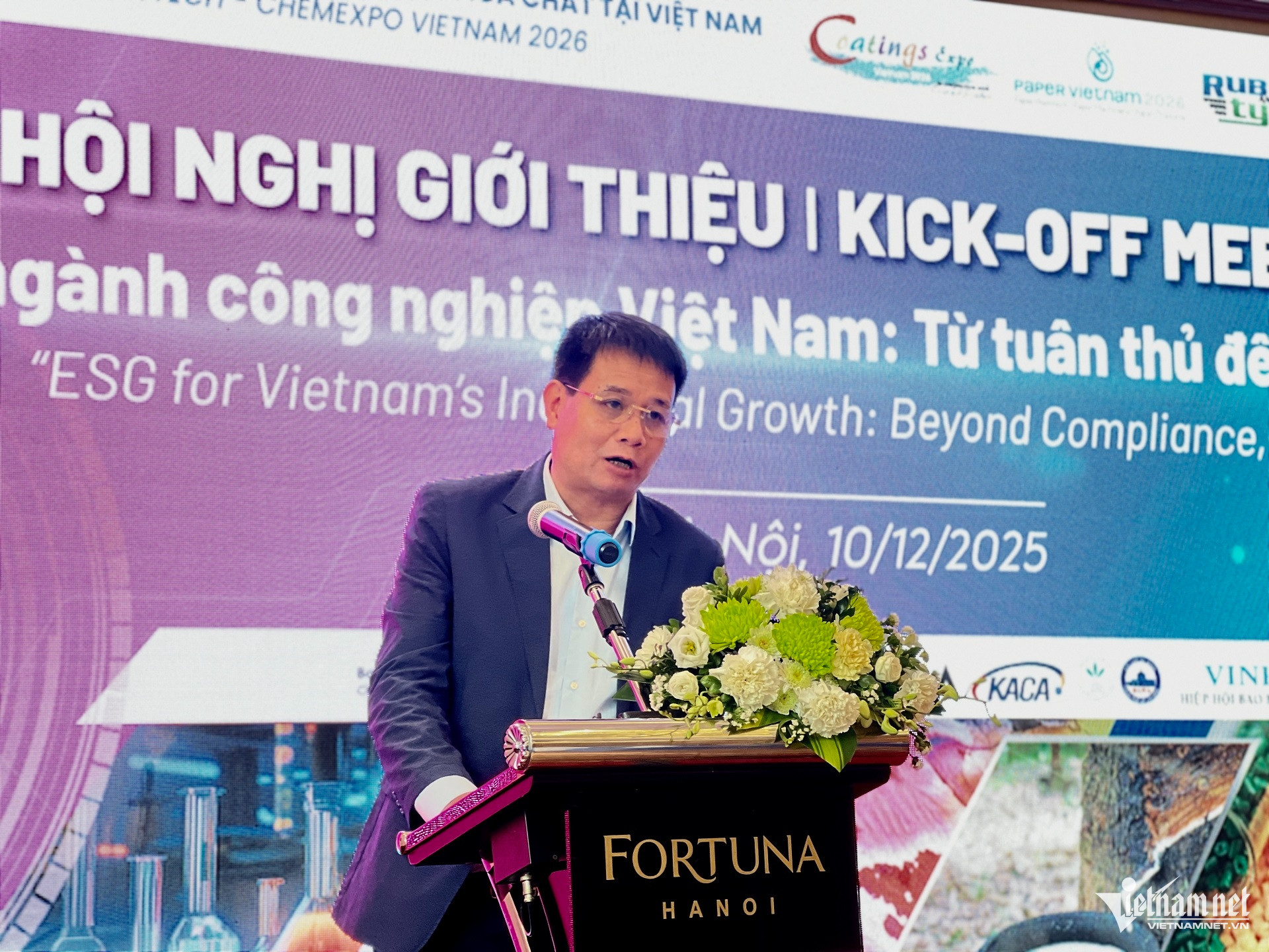 W-Cuc truong Ngoc.jpg