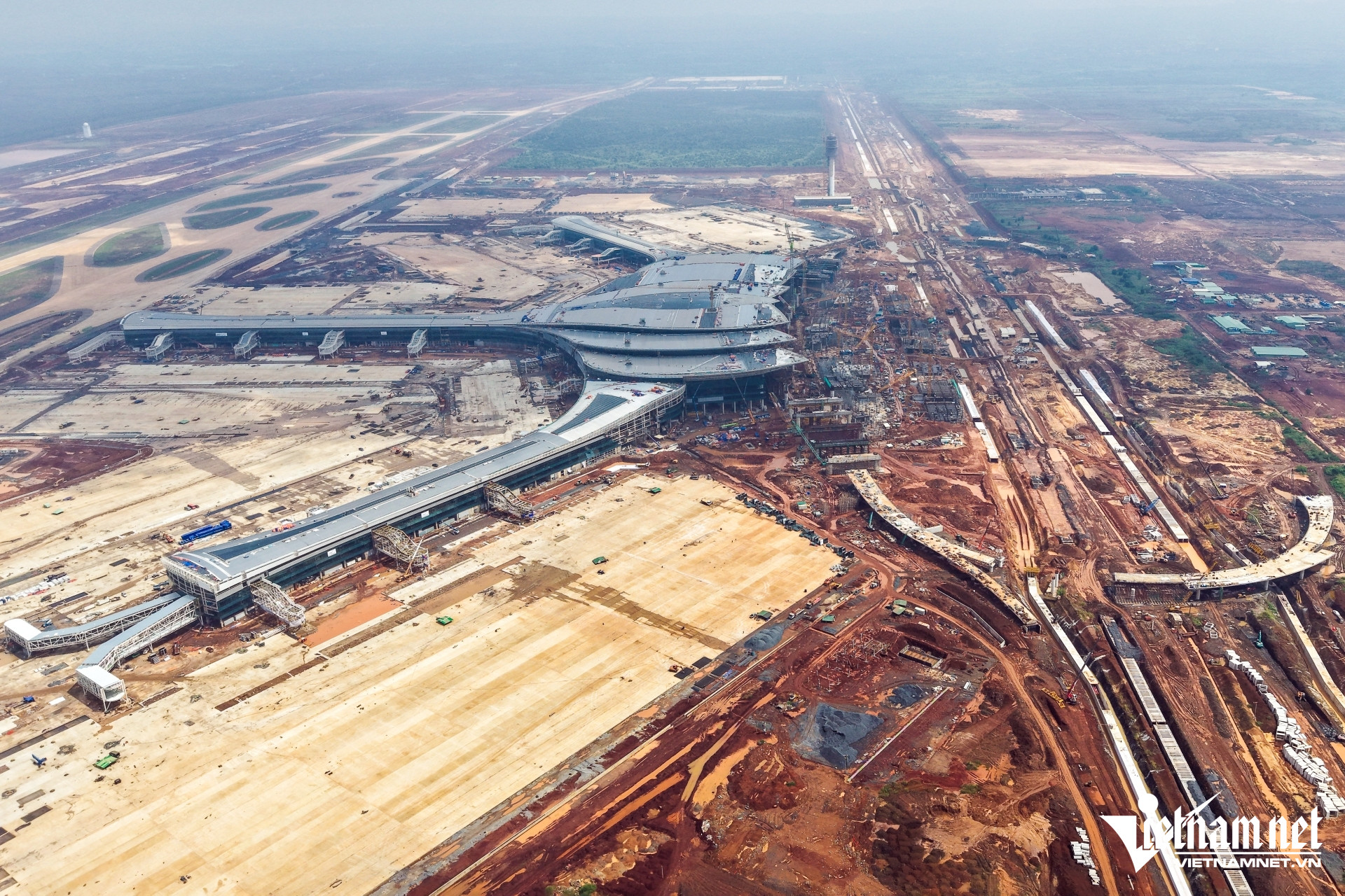 W-san bay long thanh.jpg