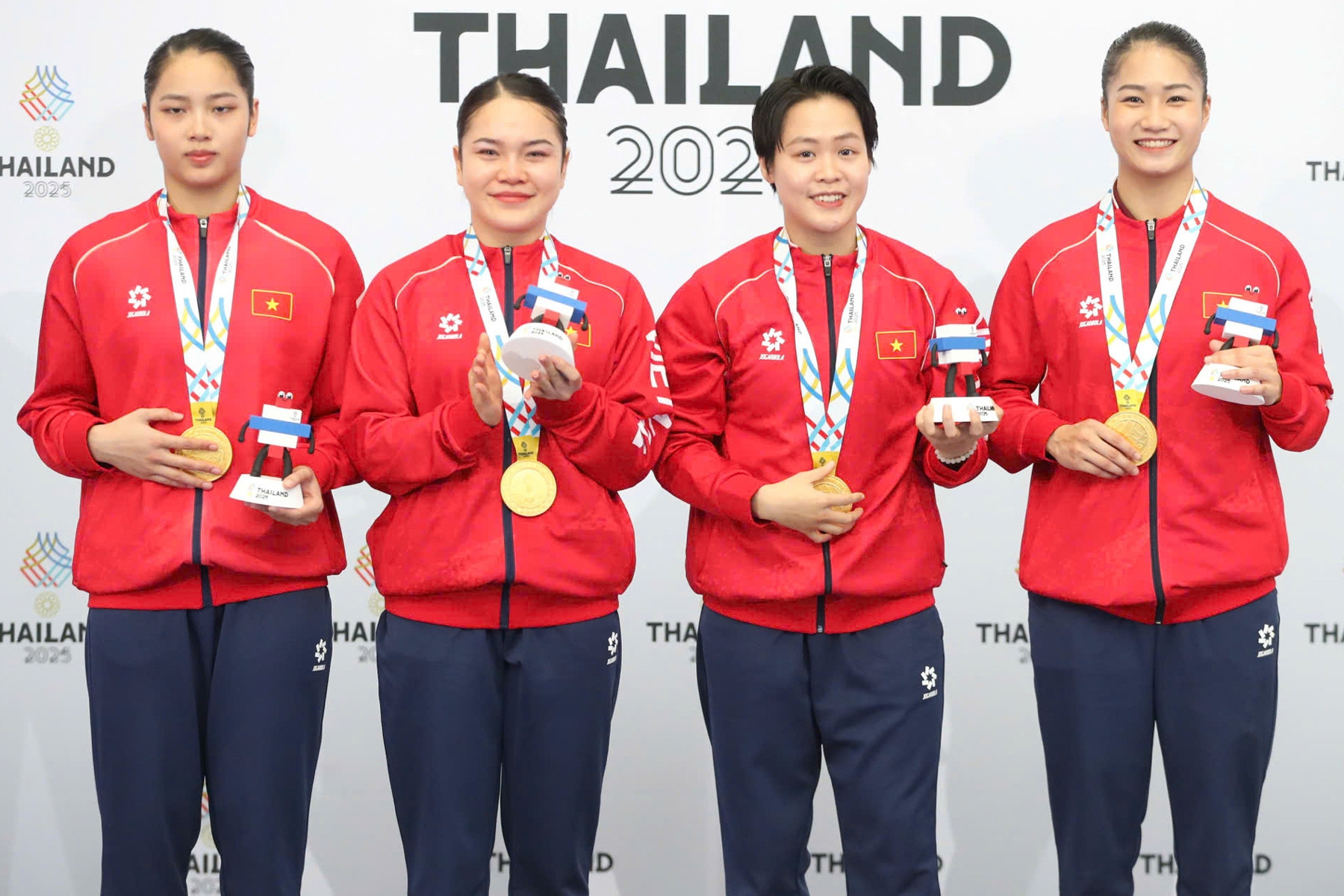 Bảng tổng sắp huy chương SEA Games 33 hôm nay 11/12: Mưa HCV