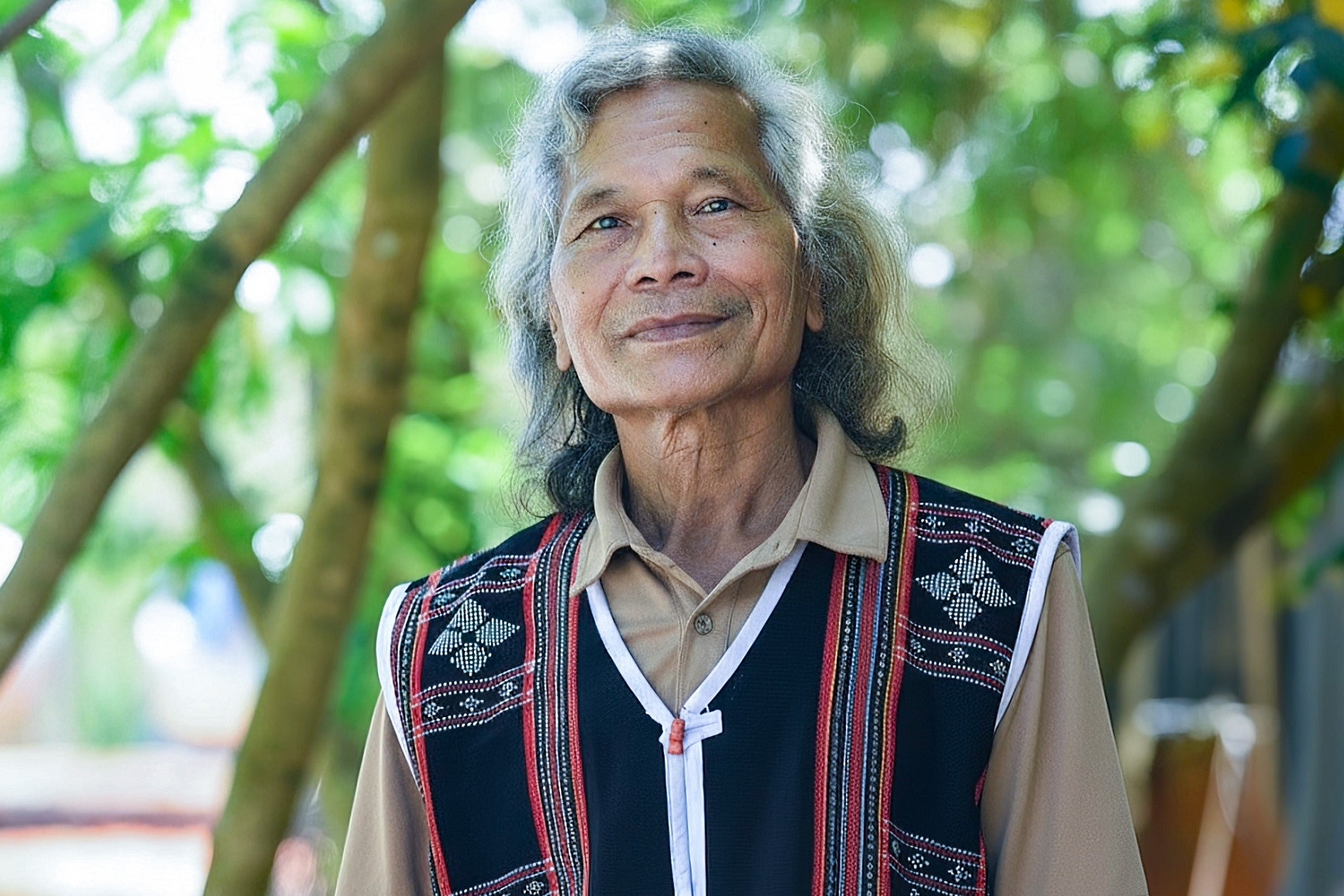 Già làng '4 giỏi', người Cơ Tu đầu tiên có bằng đại học