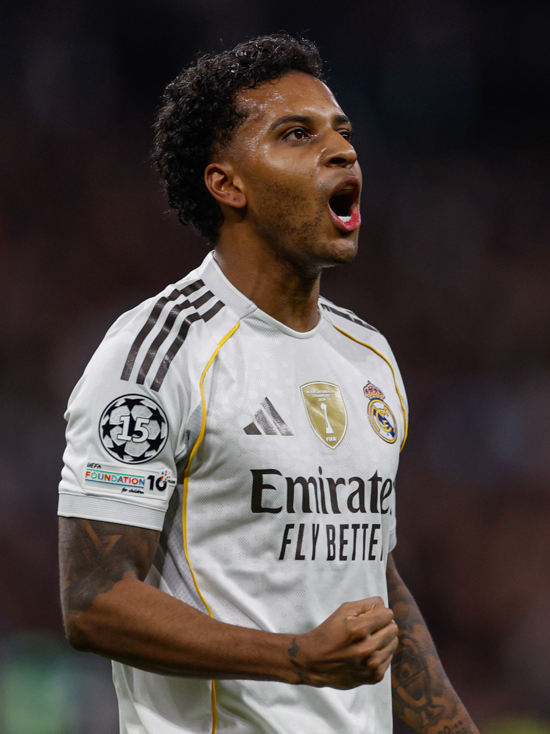 https://static-images.vnncdn.net/vps_images_publish/000001/000003/2025/12/11/real-madrid-vs-man-city-rodrygo-21.jpg