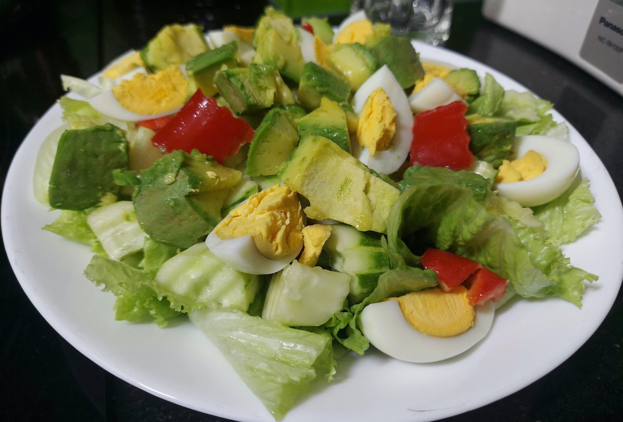 Vì sao nhiều bạn trẻ không đói vào buổi sáng?