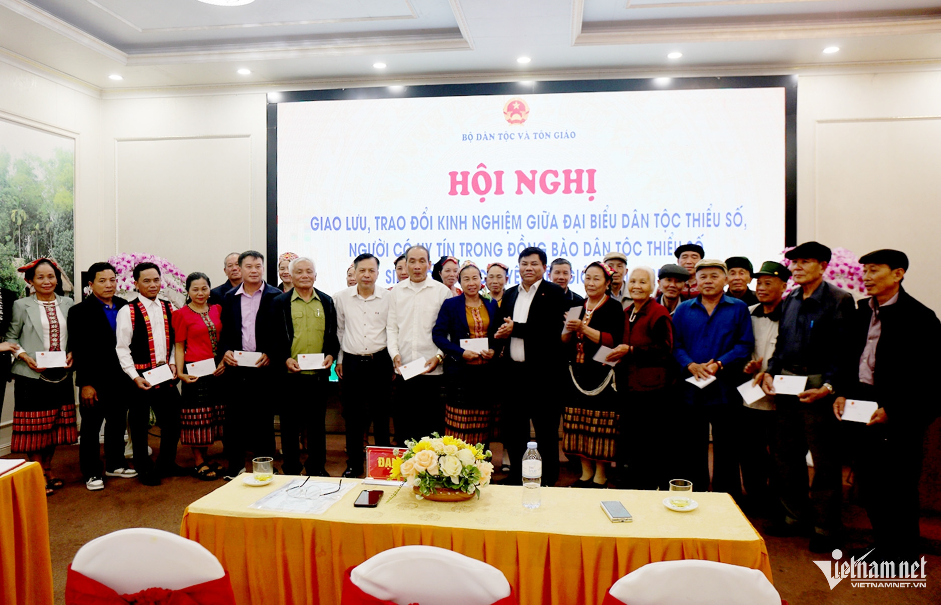 W-TT Y THông   1.jpg