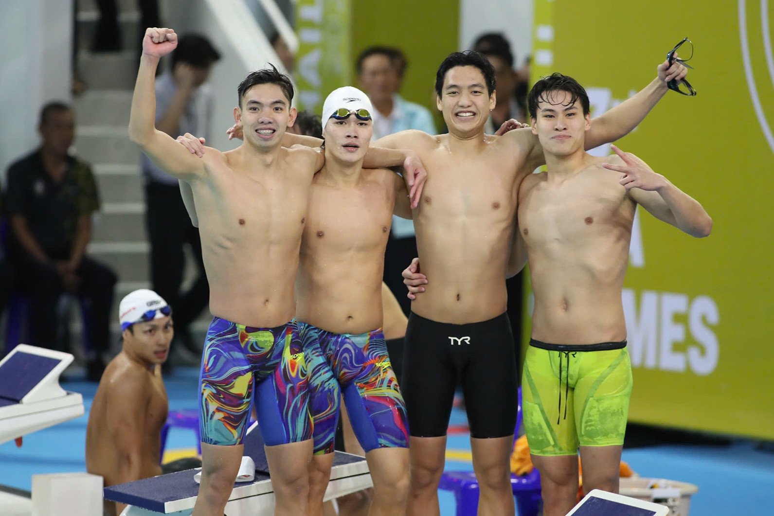 SEA Games ngày 12/12: Tăng tốc 'gặt' HCV, bám đuổi Thái Lan