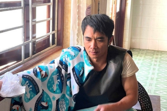 Bản tin cuối ngày 12/12: Truy bắt đối tượng ‘ngáo đá’, một cán bộ bị thương