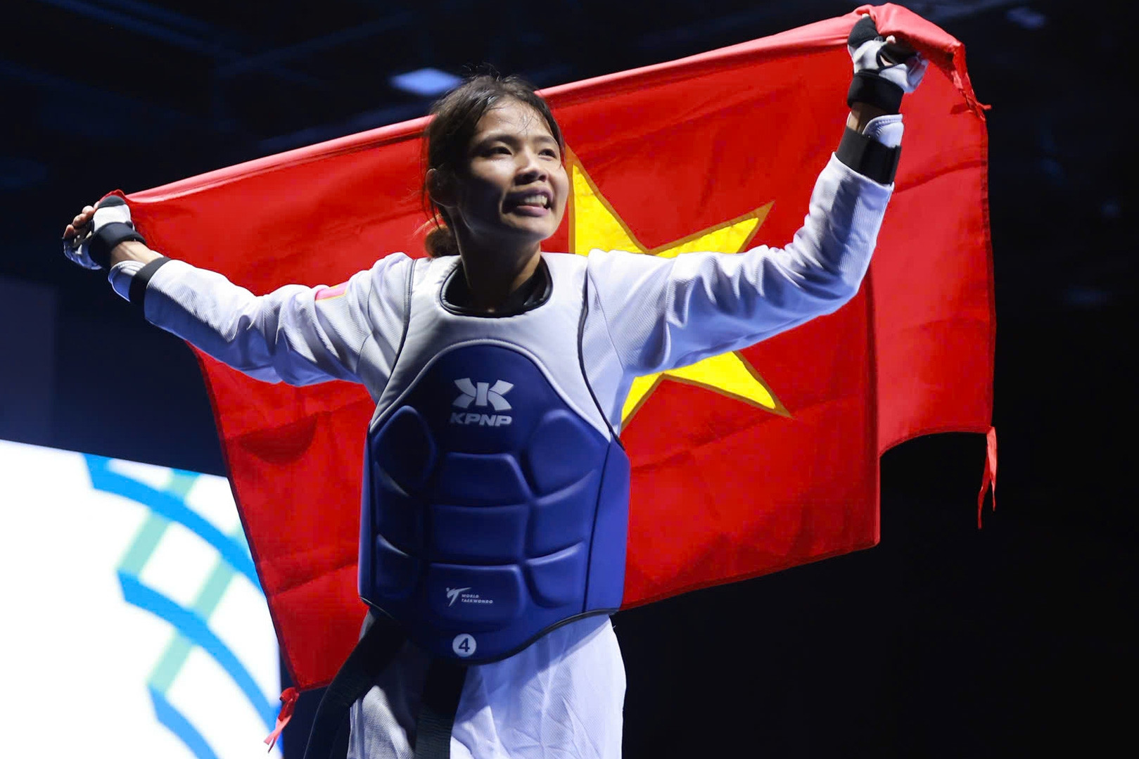 Trực tiếp SEA Games ngày 12/12: Võ thuật bùng nổ, Việt Nam thêm 4 HCV