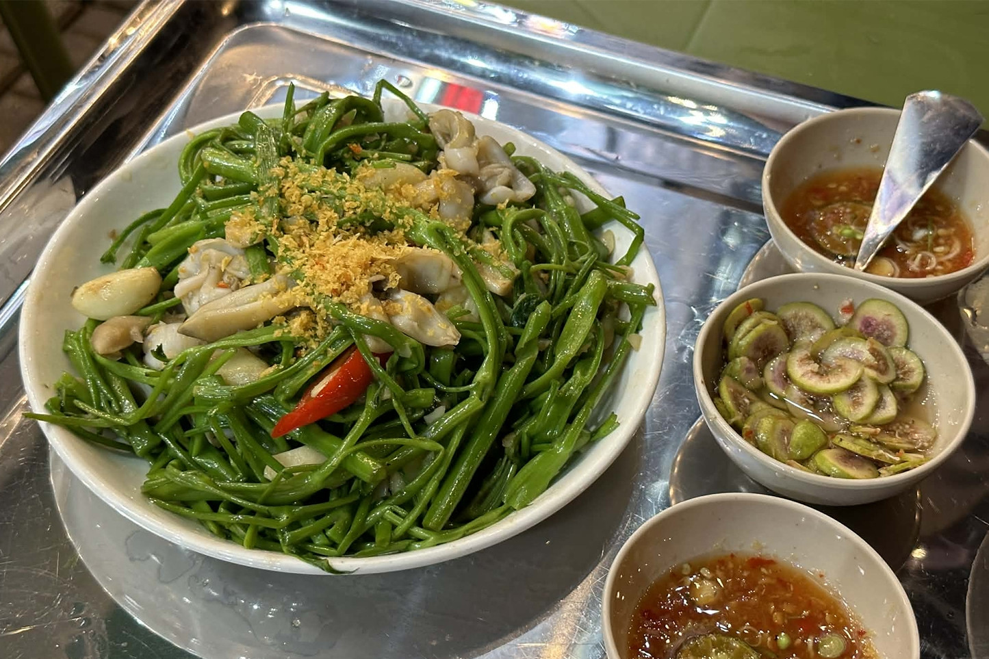 5 loại thức ăn để qua đêm trở thành ‘thuốc độc’