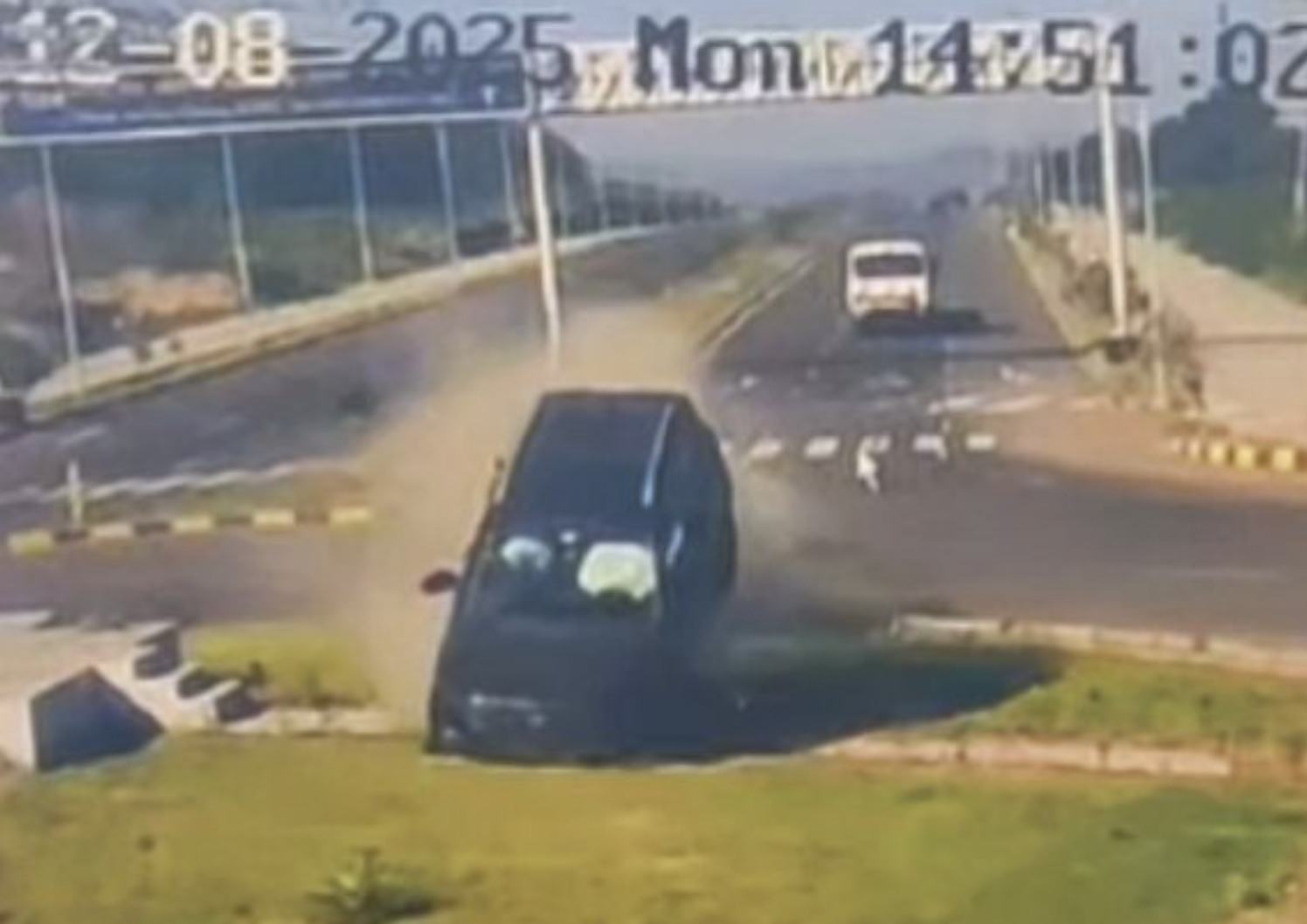 Ảnh màn hình 2025 12 11 lúc 15.51.18.png