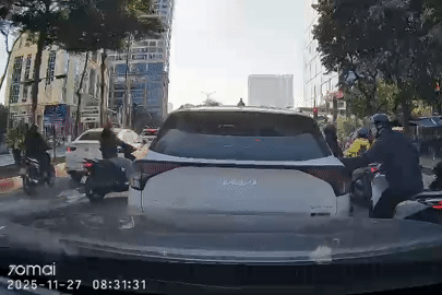 KIA Sportage lùi gây hỏng radar ADAS xe sau, chủ xe bất hợp tác giải quyết va chạm