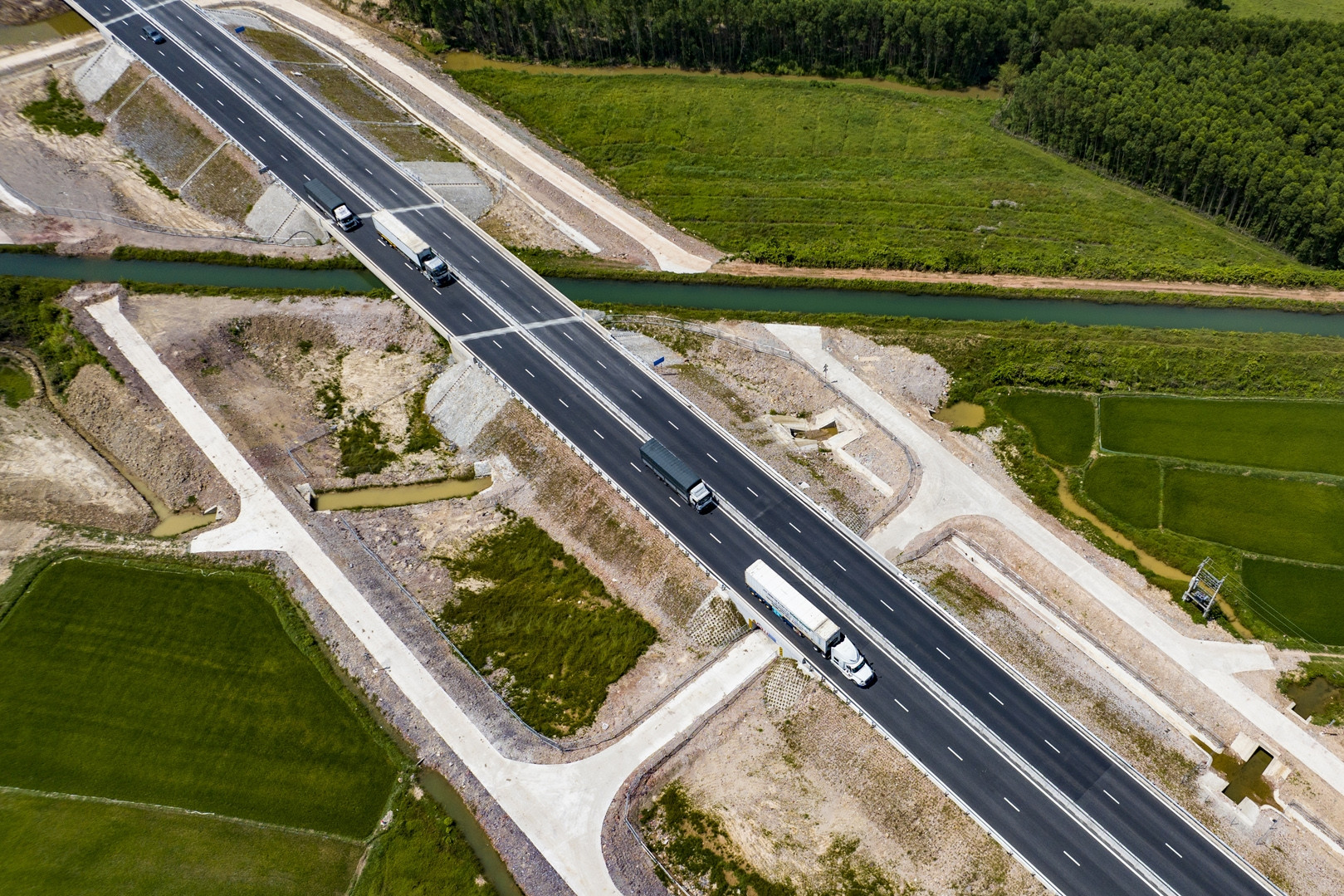 21 ngân hàng 'bắt tay' triển khai gói tín dụng hạ tầng 500 nghìn tỷ đồng