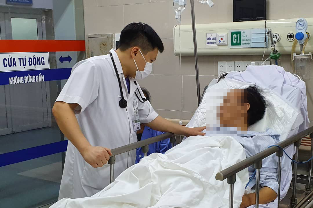 6 phút vào phòng can thiệp, người đàn ông bị đột quỵ hồi phục hoàn toàn