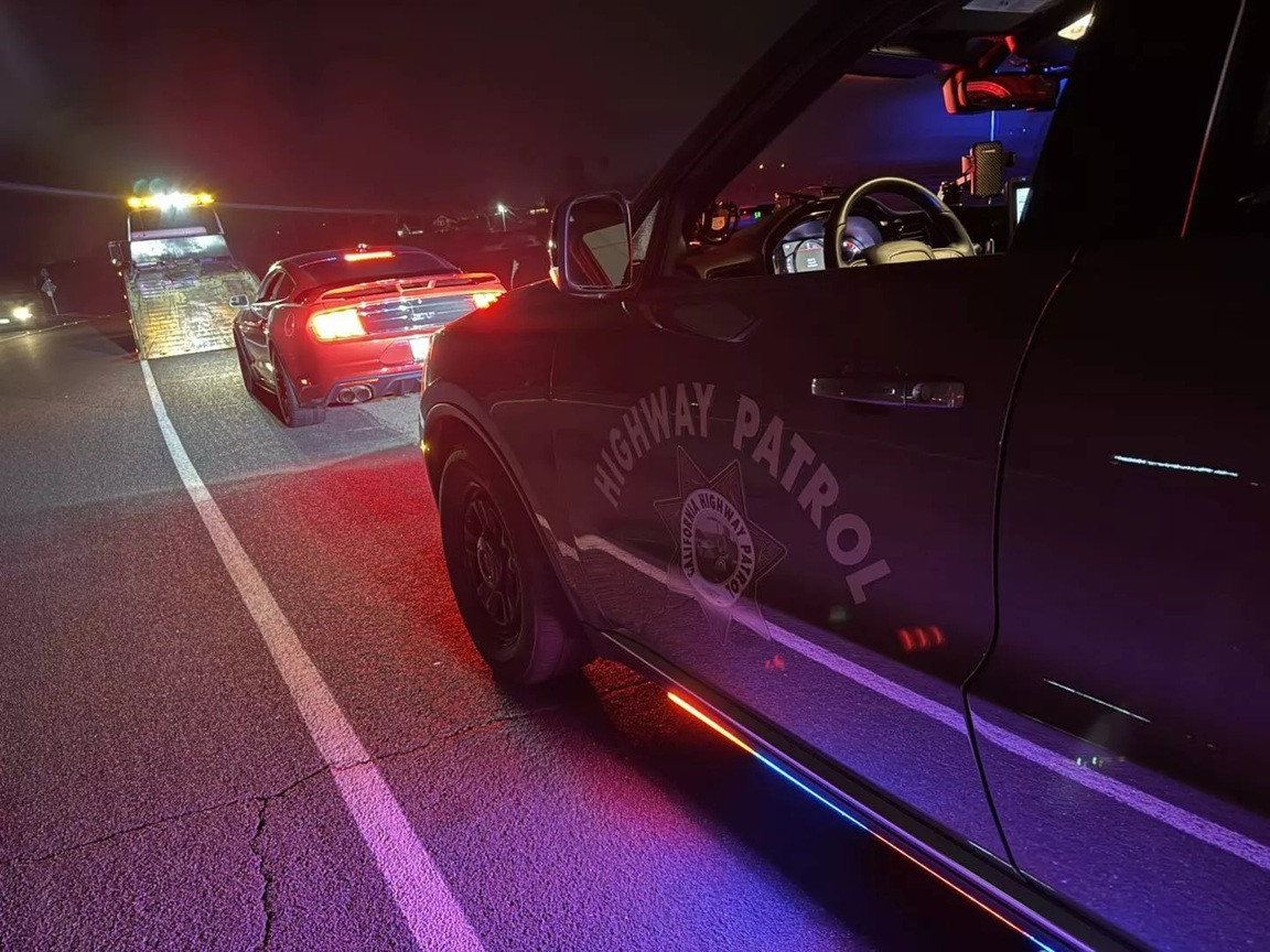 ford mustang gt 1.jpg